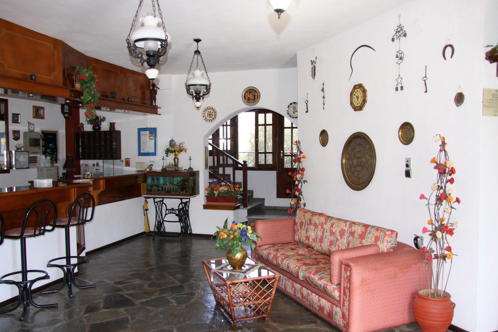 Hotel Mary Marathokampos Exterior photo